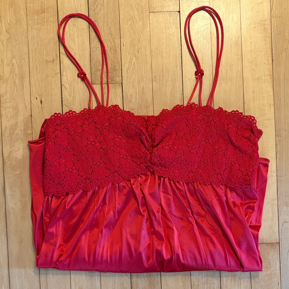 Vanity Fair Vintage 70’s Red Nightgown
